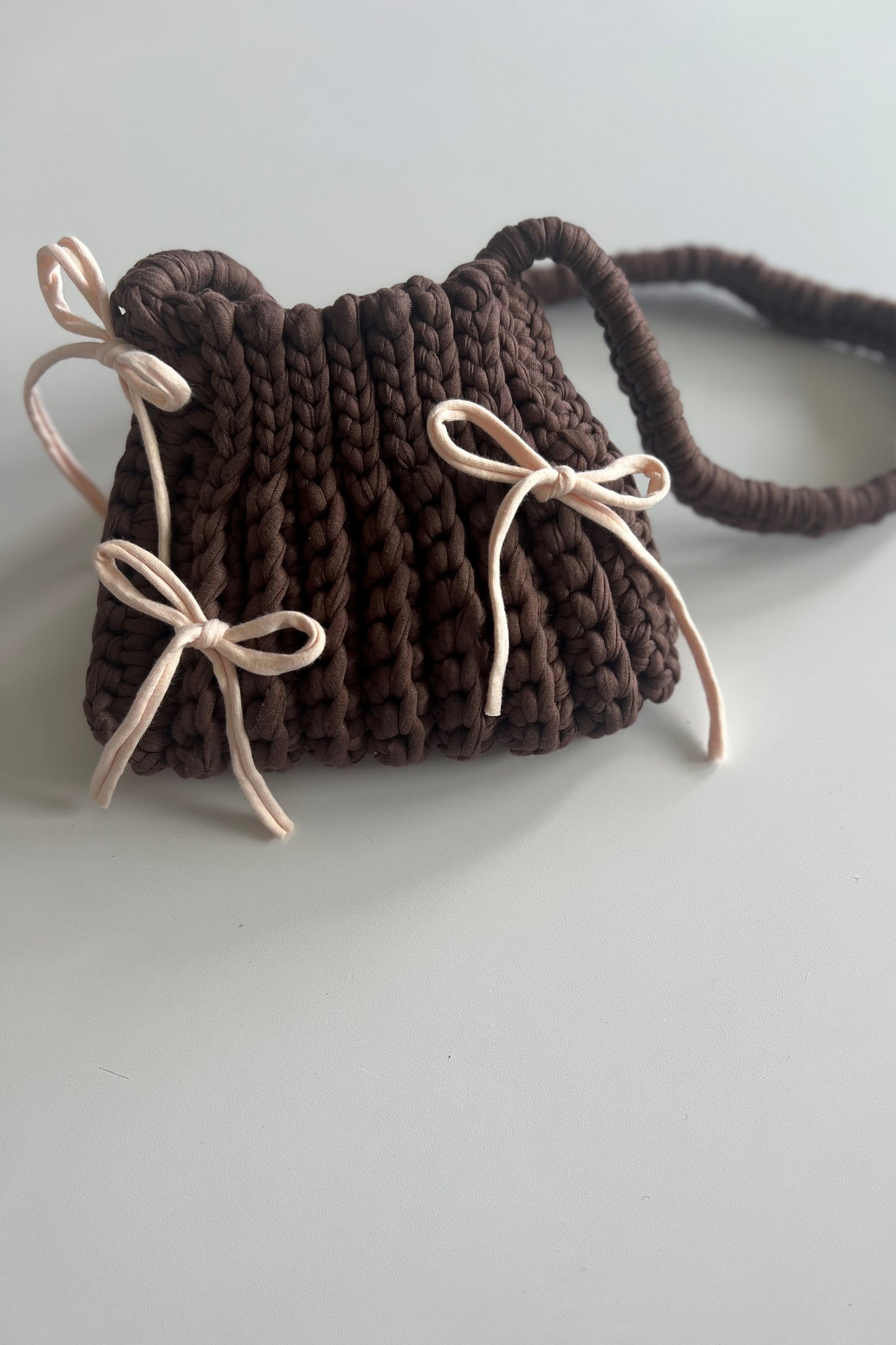 Torebka Muszelka Mała - brąz