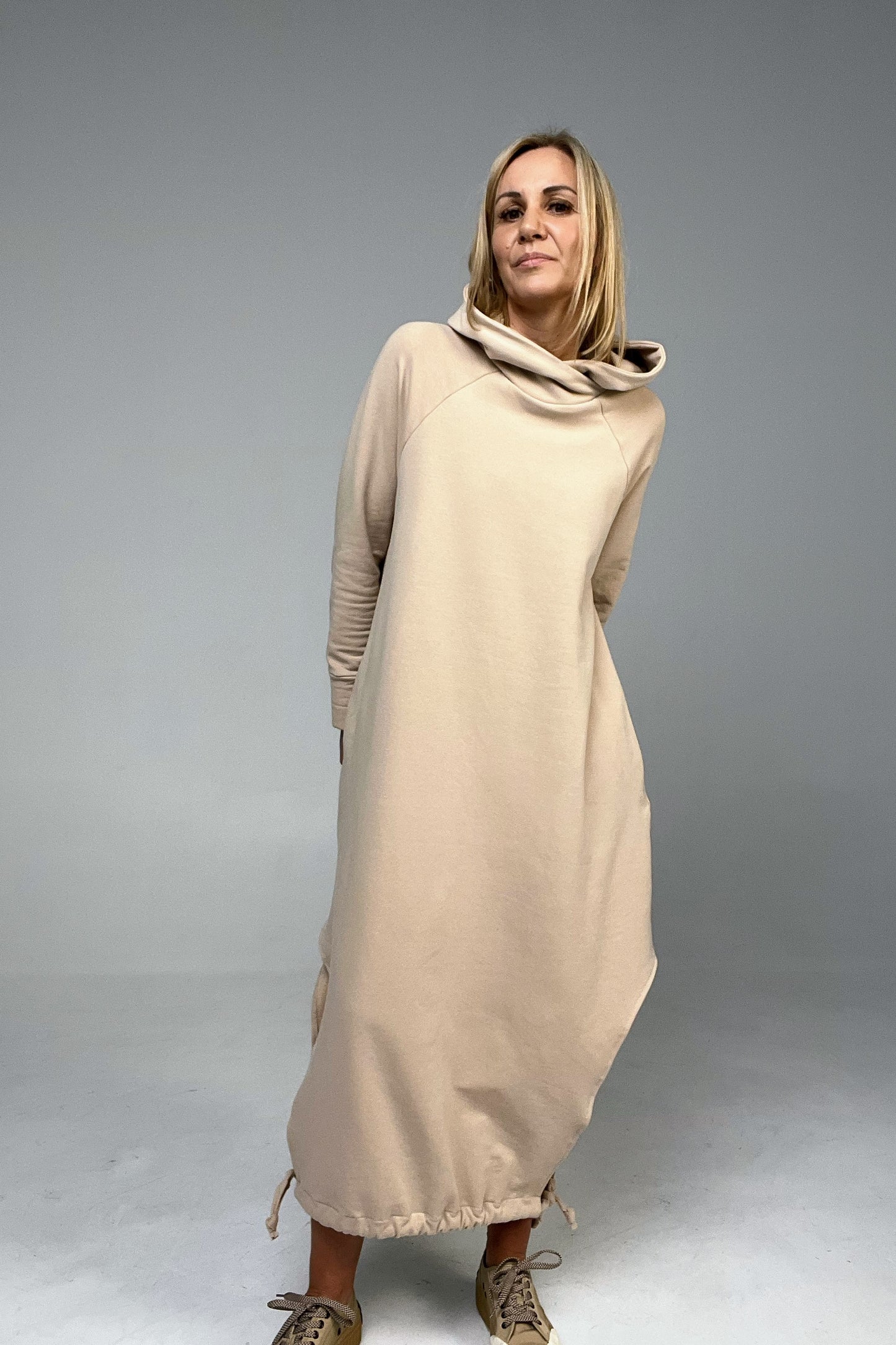 Sukienka Maxi Beige